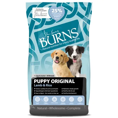Burns Puppy Original Lamb & Rice. Hipoalergénico, fácil de digerir, piel y pelaje sanos, ingredientes naturales. Desarrollado por el veterinario John Burns. 25% de beneficio para proyectos comunitarios.