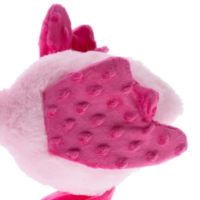 Pluszowa zabawka w kolorze różowym z kropkowaną fakturą i miękkiego materiału.