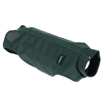 Grüne Hundejacke mit Reissverschluss und kooa-Logo, atmungsaktives Material.