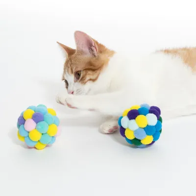 TIAKI pompongballer til katter