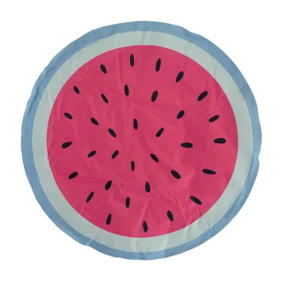 Tapis rond en tissu à motif pastèque, bords bleus et roses avec pépins noirs visibles sur la surface. Aucun texte ou marque visible.