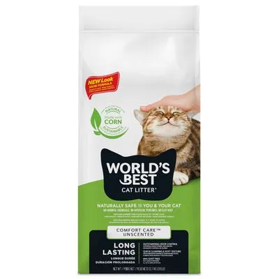 WORLD'S BEST CAT LITTER Comfort Care Unscented, gemaakt met maïs, long lasting. Tekst: naturally safe for you & your cat, new look same formula, duurzaam. Afbeelding kat die geaaid wordt.