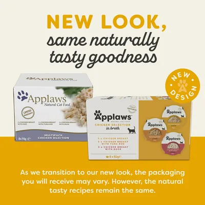Dvě balení Applaws Natural Cat Food s nápisy NEW LOOK, same naturally tasty goodness a NEW DESIGN. Viditelné varianty: kuřecí prsa, tuňákové jikry, kachna. Multipack 8×70 g nebo 8×60 g.