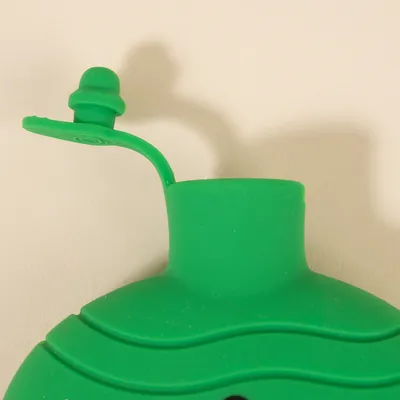 TIAKI Welpenspielzeug Erdbeere