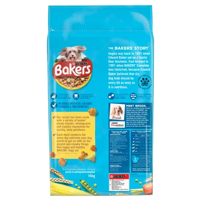 Back of Bakers dry food pack showing feeding guidelines, nutritional information, no added artificial colours, flavours or preservatives, and a story about the brand’s history.