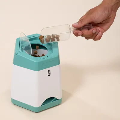 TIAKI Interaktiver Leckerlispender