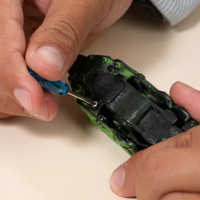 TIAKI Elektronisches Katzenspielzeug Verrückte Raupe