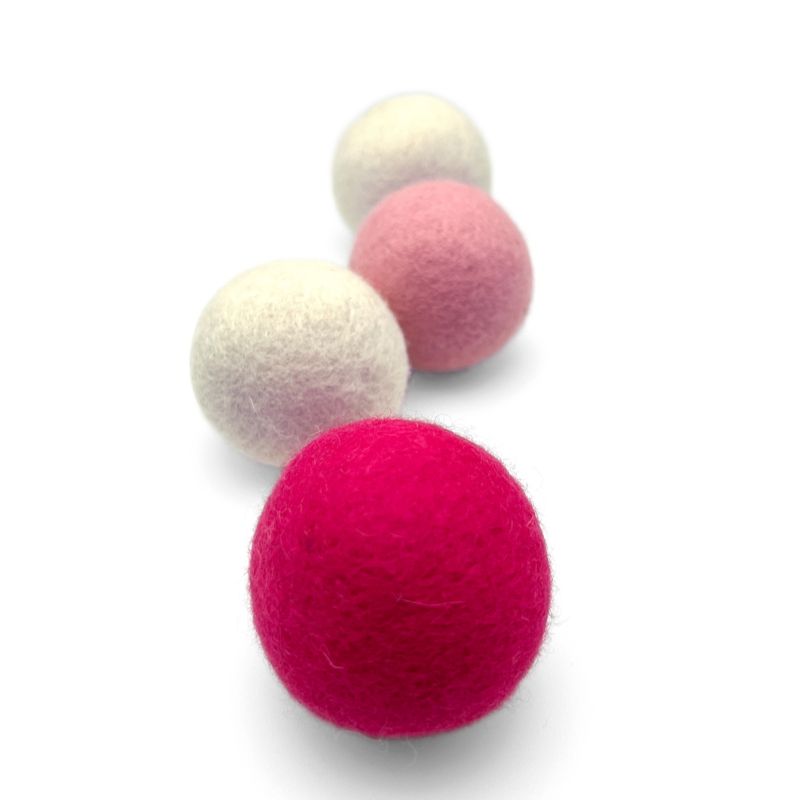Aumüller Wool Felt Balls in a Set