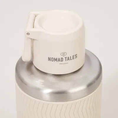 Nomad Tales Spirit 3-in-1 Reiseflasche aus Edelstahl - 800 ml + 2 x 200 ml Reisenapf Nomad Tales Spirit 3-in-1 Reiseflasche aus Edelstahl - 800 ml + 2 x 200 ml Reisenapf
