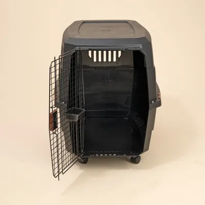 TIAKI caisse de transport avec roulettes, noire - Taille XL : L 102 x l 71 x H 67 cm TIAKI caisse de transport avec roulettes, noire - Taille XL : L 102 x l 71 x H 67 cm