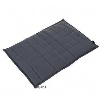 Graue, rechteckige gepolsterte Matte mit quadratischer Steppung. Geeignet als Unterlage oder Polster.