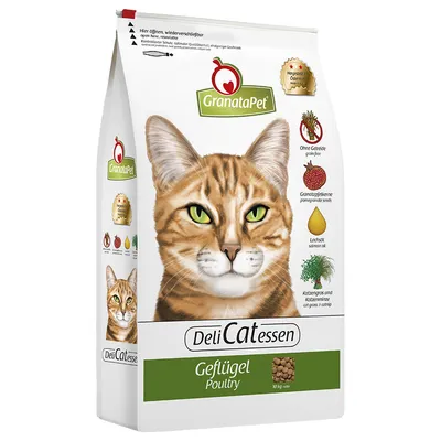 Корм для кошек GranataPet DeliCatessen Geflügel Poultry, изображение упаковки с рисунком кошки и перечислением ингредиентов: без зерна, гранатовые зёрна, лососевое масло, травы.