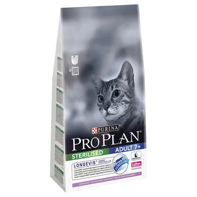 Опаковка Purina Pro Plan Sterilised Adult 7+ за котки, видими надписи: LONGEVIS, isfm, изображение на котка, бяло-лилава и зелена лента.
