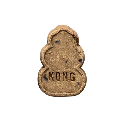 KONG hondenkoekje in typische KONG-vorm, bruin met zichtbare donkere stippen.