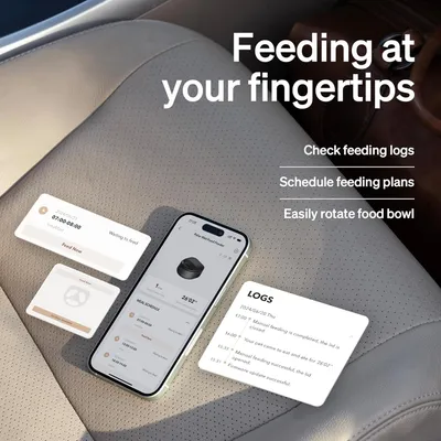 Obrázek telefonu s aplikací pro automatické krmení, text: Feeding at your fingertips, Check feeding logs, Schedule feeding plans, Easily rotate food bowl, LOGS, Feed Now.