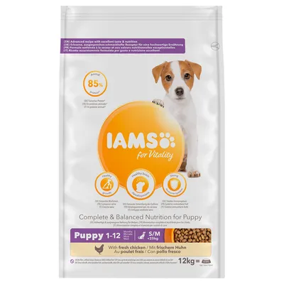 Saco de pienso IAMS for Vitality Puppy 1-12 meses, S/M menos de 25 kg, con pollo fresco, 12 kg. 85 % proteína animal visible en el envase.