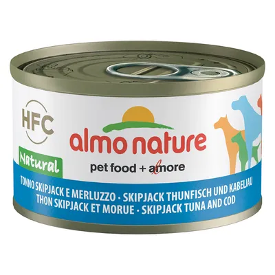 Almo Nature HFC Natural konzerva, pet food + amore, skipjack tuna i bakalar. Tekst na više jezika, ilustracije pasa i mačaka na ambalaži.