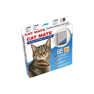 CAT MATE Glass Fitting Cat Flap, Katzenklappe für Glasscheiben, 3 Jahre Garantie, mehrsprachige Angaben auf der Verpackung sichtbar.