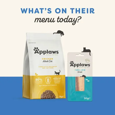 Applaws Chicken Adult Cat dry food 7.5kg and Applaws Tuna Loin treat 30g shown with grain free, natural ingredients, and high animal protein features visible.