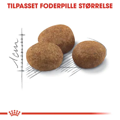 Tre foderpiller med tekst: TILPASSET FODERPILLE STØRRELSE og størrelsesangivelse 1 cm. Illustrerer foderpillernes dimensioner til produktvalg.