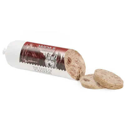 Wolf of Wilderness Wurst 'The Taste of Canada', viipaloitu, näkyvä liharakenne.