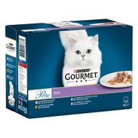 Confezione Purina Gourmet Perle Duo per gatti, 12x85g. Visibile un gatto bianco e piatto con bocconcini. Testo: salmone e colin, pollo e manzo, pesce oceanico e tonno, tacchino e agnello.