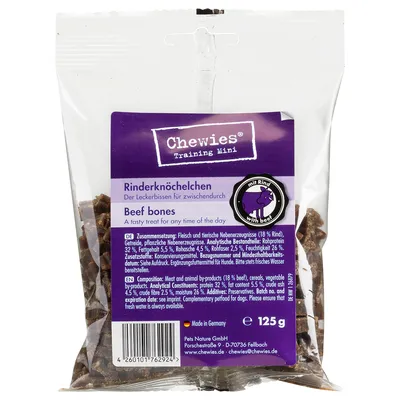 Chewies Training Mini Rinderknöchelchen, 125g. Zusammensetzung: Fleisch und tierische Nebenerzeugnisse (18% Rind). Made in Germany.