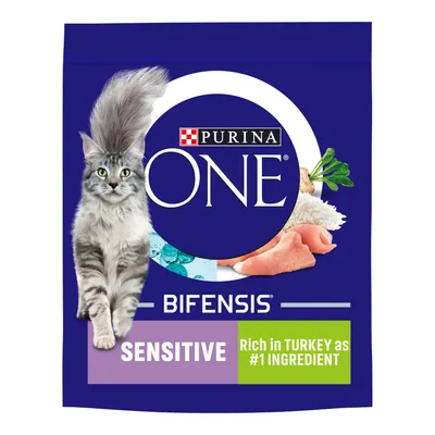 Bifensis Sensitive, rich in turkey as number one ingredient, shown with a cat and images of turkey meat, rice, and greens.
