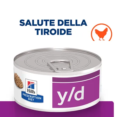 Scatoletta Hill's Prescription Diet y/d, testo visibile: 'SALUTE DELLA TIROIDE', simbolo arancione di pollo in cerchio. Scatoletta Hill's Prescription Diet y/d, testo visibile: 'SALUTE DELLA TIROIDE', simbolo arancione di pollo in cerchio.