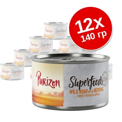 Purizon Superfoods WILD BOAR WITH HERRING, SWEET POTATO & APPLE, набор 12×140 г. Видны банки с этикеткой и надписью на красном круге: 12×140 г. Purizon Superfoods WILD BOAR WITH HERRING, SWEET POTATO & APPLE, набор 12×140 г. Видны банки с этикеткой и надписью на красном круге: 12×140 г.