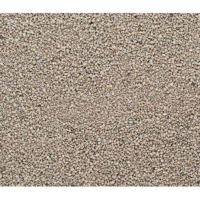 Zbliżenie na drobne, beżowe granulki żwirku. Materiał: drobnoziarnisty, sypki.