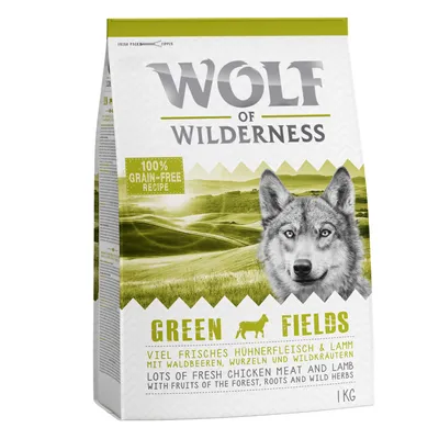 Упаковка корма Wolf of Wilderness Green Fields, 100% grain-free recipe, lots of fresh chicken meat and lamb, with fruits of the forest, roots and wild herbs, 1 кг