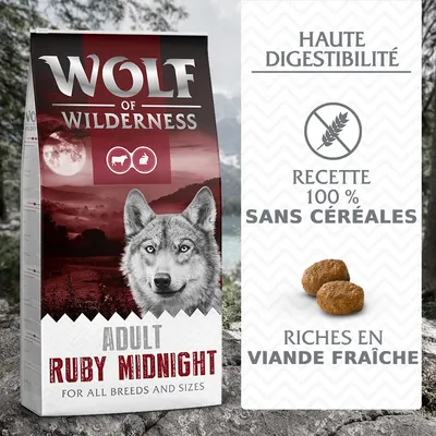Wolf of Wilderness Adult Ruby Midnight, haute digestibilité, recette 100 % sans céréales, riches en viande fraîche, croquettes visibles, pour toutes races et tailles de chiens adultes.