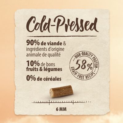 Cold-Pressed, 90 % de viande et ingrédients animaux, 10 % fruits et légumes, 0 % céréales, 58 % protéines, recette sans céréales, diamètre 6 mm visible sur l'image.