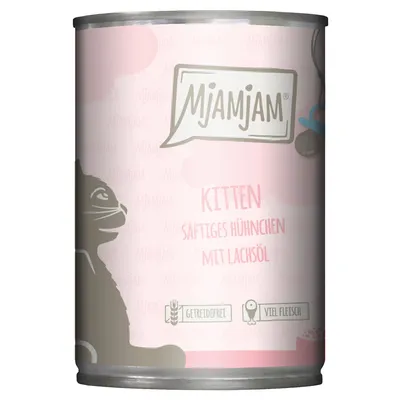 Mjamjam Kitten Saftiges Huhnchen mit Lachsöl, texte en allemand : getreidefrei, viel Fleisch. Boîte illustrée d’un chat et logos de céréales barrées et viande.