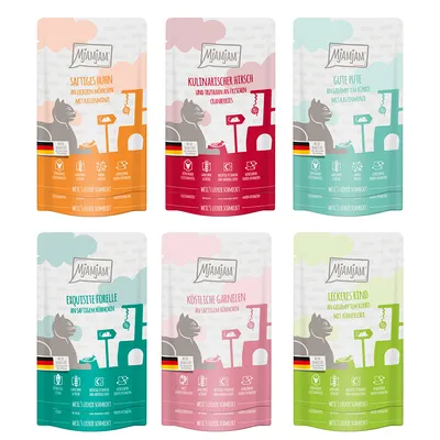 Sechs Mjamjam Nassfutter-Sorten: Saftiges Huhn, Kulinarischer Hirsch, Gute Pute, Exquisite Forelle, Köstliche Garnelen, Leckeres Rind. Jede Sorte mit Zutatenangabe auf der Verpackung.