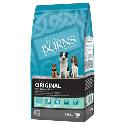 John Burns BURNS Original Fish & Brown Rice koiranruokapakkaus, 15 kg. Teksti: Adult - Senior, All Breeds, 150 meals. Kuvassa kolme erirotuista koiraa pakkauksen edessä.