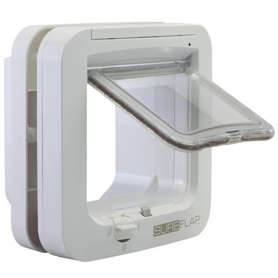 SureFlap Katzenklappe mit Chip Set: Klappe (weiss) + RFID-Halsbandanhänger (2 Stück)
