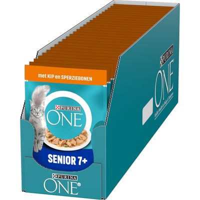 Purina ONE Senior 7+ kattenvoer, met kip en sperziebonen. Verpakking toont meerdere portiezakjes in een doos.