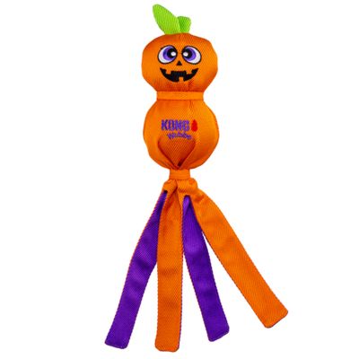 Giocattolo di stoffa a forma di zucca con volto ricamato e foglie verdi, materiale arancione, cuciture visibili.