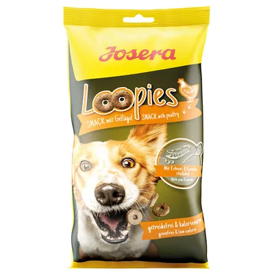 Josera Loopies Snack mit Geflügel, getreidefrei und kalorienarm, mit Erbsen- und Karottenstückchen. Verpackung zeigt Hund und Produktabbildung.