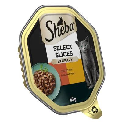 Select Slices in Gravy with beef and turkey, 85g. Image shows food pieces on a plate and recycling symbol.
