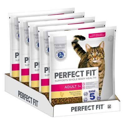 Perfect Fit kattenvoer Adult 1+, rijk aan kip, zichtbaar in voordeelverpakking. Tekst: Supports Whole Body Health, total 5, made with high quality ingredients.