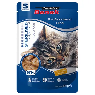 Super Benek Professional Line, sachet pour chats adultes stérilisés, 81 % viande et dérivés animaux en morceaux, 100 g. Texte anglais : prevents excessive weight gain, complete and balanced.