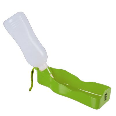 Borraccia verde portatile con ciotola integrata e chiusura, adatta per viaggio. Logo visibile: Trixie.