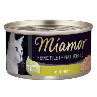Lata de comida para gatos Miamor Feine Filets Naturelle, texto visible: im eigenen Saft, mit Huhn. Imagen de un gato blanco y filetes de pollo en el envase.