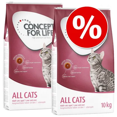 Deux sacs de croquettes Concept for Life All Cats 10 kg, texte visible : Adult cats aged 1 year and over, symbole pourcentage rouge indiquant une offre ou promotion.