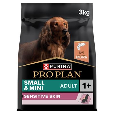 Sac de croquettes Purina Pro Plan Small & Mini Adult Sensitive Skin, 3 kg, ingrédient principal saumon, pour chiens adultes 1+ an, mention No1 Ingredient Salmon visible sur l’emballage.