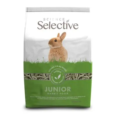 Science Selective Junior Rabbit Food, groene verpakking met afbeelding van een konijn. Tekst: Suitable for all breeds, Natural, Veterinary approved, Junior Rabbit Food.