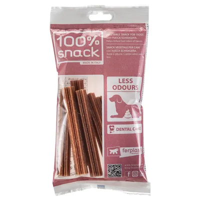 Snack 100%, Made in Italy. Snack vegetale per cani con Yucca Schidigera, riduce i cattivi odori. Cura dentale. Marca: Ferplast.
